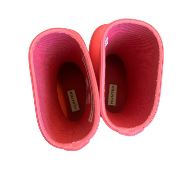 Hunter Bright Pink Rain Boots Wellies Pull-On Classic Rubber Size 6 Baby Girl - Picture 7 of 9